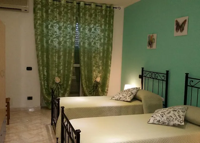 Frühstückspension Bbcinecitta4you 4*